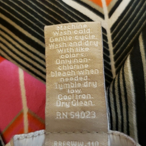 Banana Republic Blouse - Picture 6 of 7